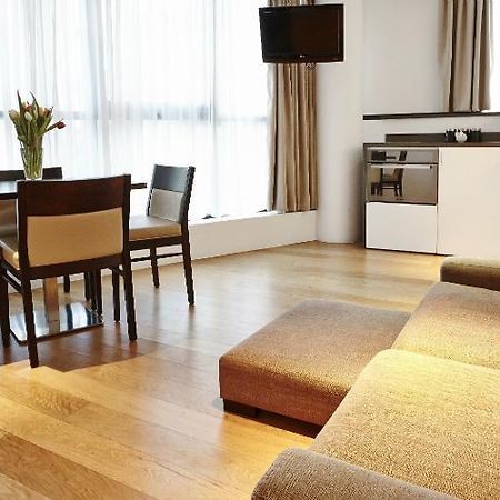 Tower Bridge London Apartments Bagian luar foto