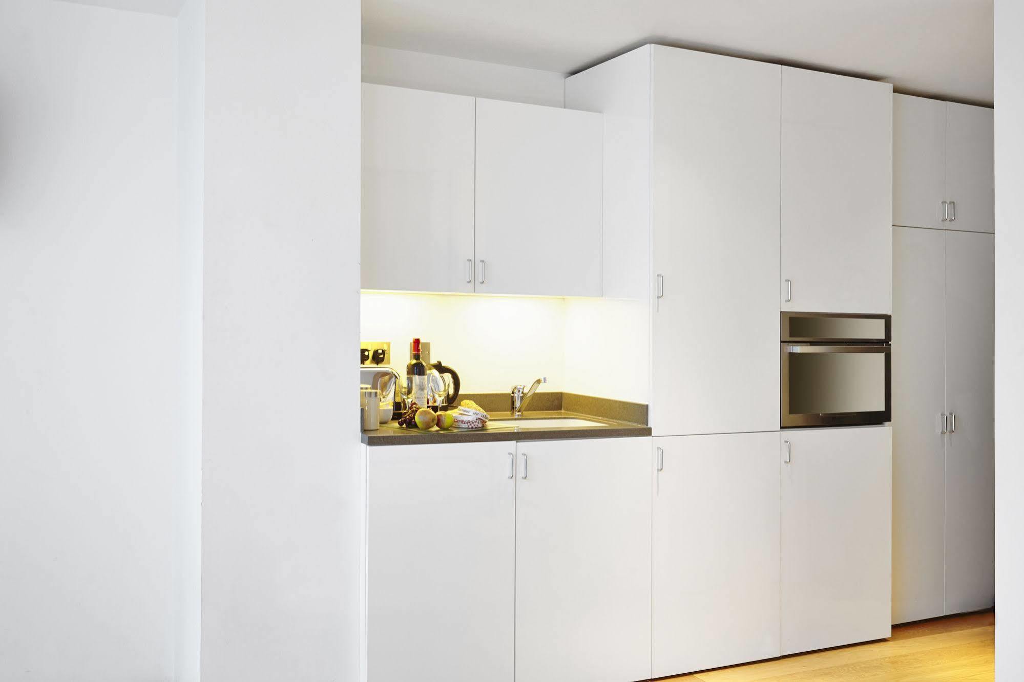 Tower Bridge London Apartments Bagian luar foto